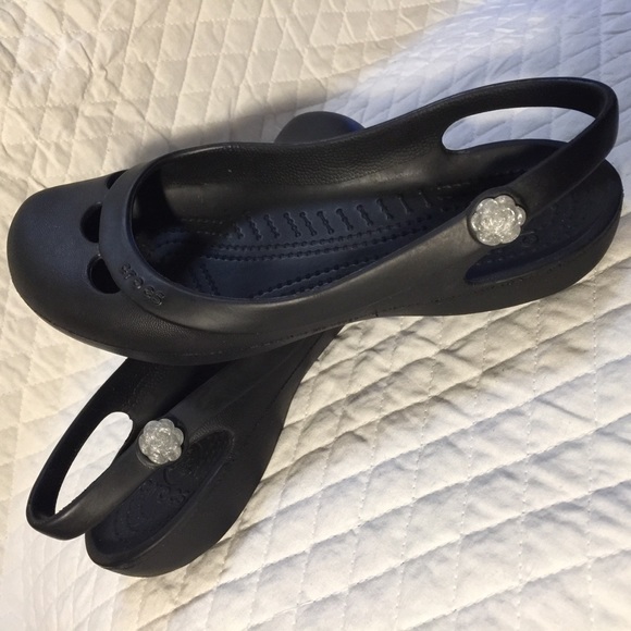 crocs jayna slingback